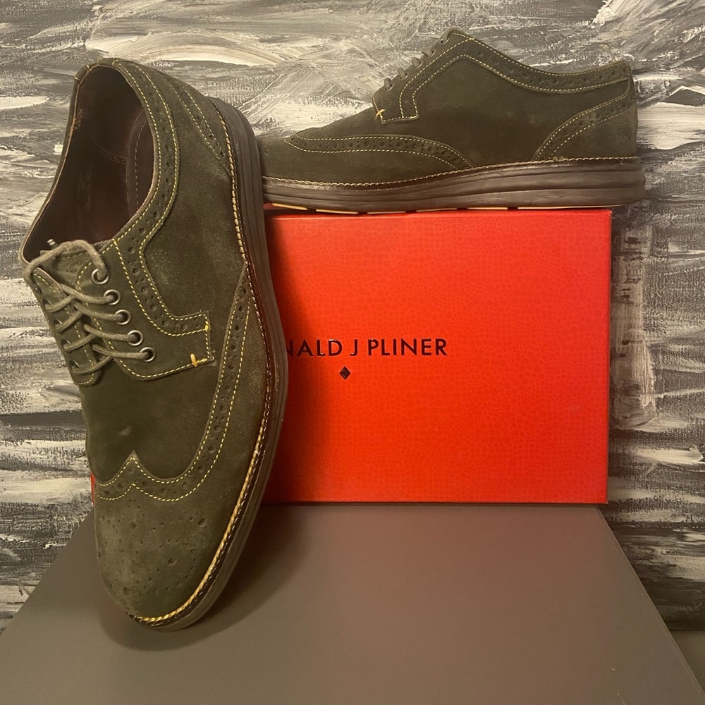 Men’s Donald J Pliner Forest Green Suede Oxfords Shoes